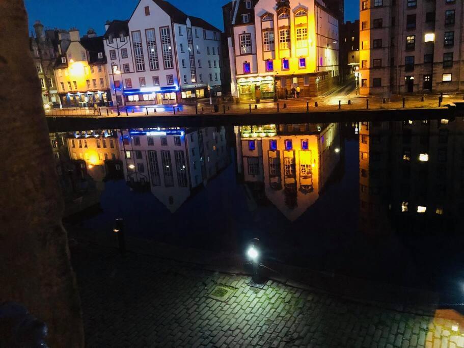 Vibrant Apartment At The Shore In Leith Единбург Екстер'єр фото
